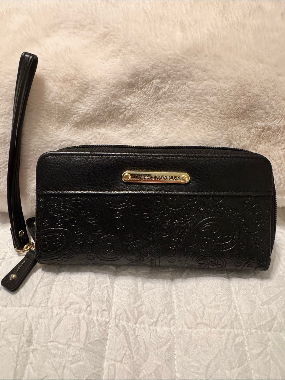 Stone Mountain Accessories Black Embossed Leather Wristlet Wallet